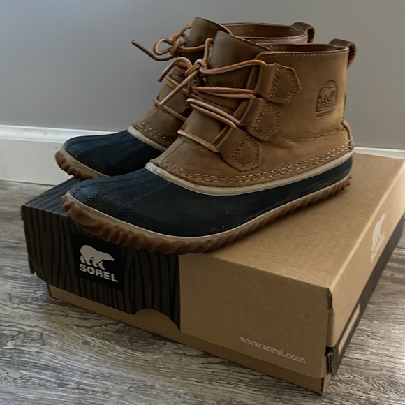 Sorel In and Out - Picture 2 of 7